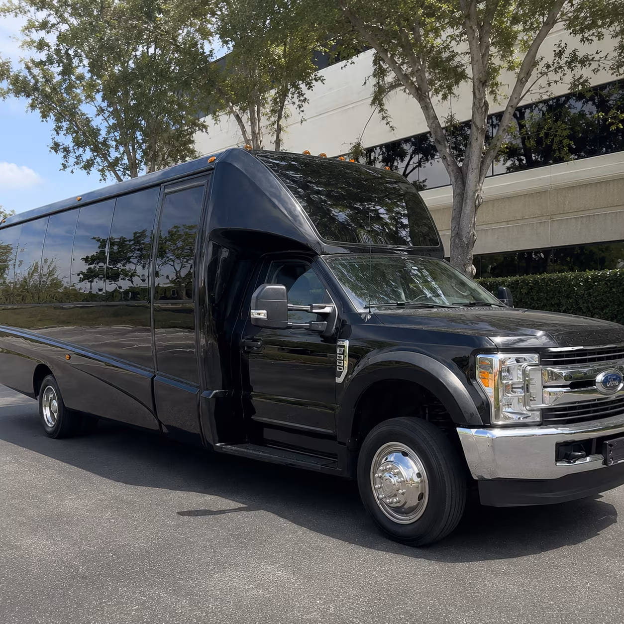 Billings Birthday, Sweet 16, & Quinceañera Transportation onboard seating