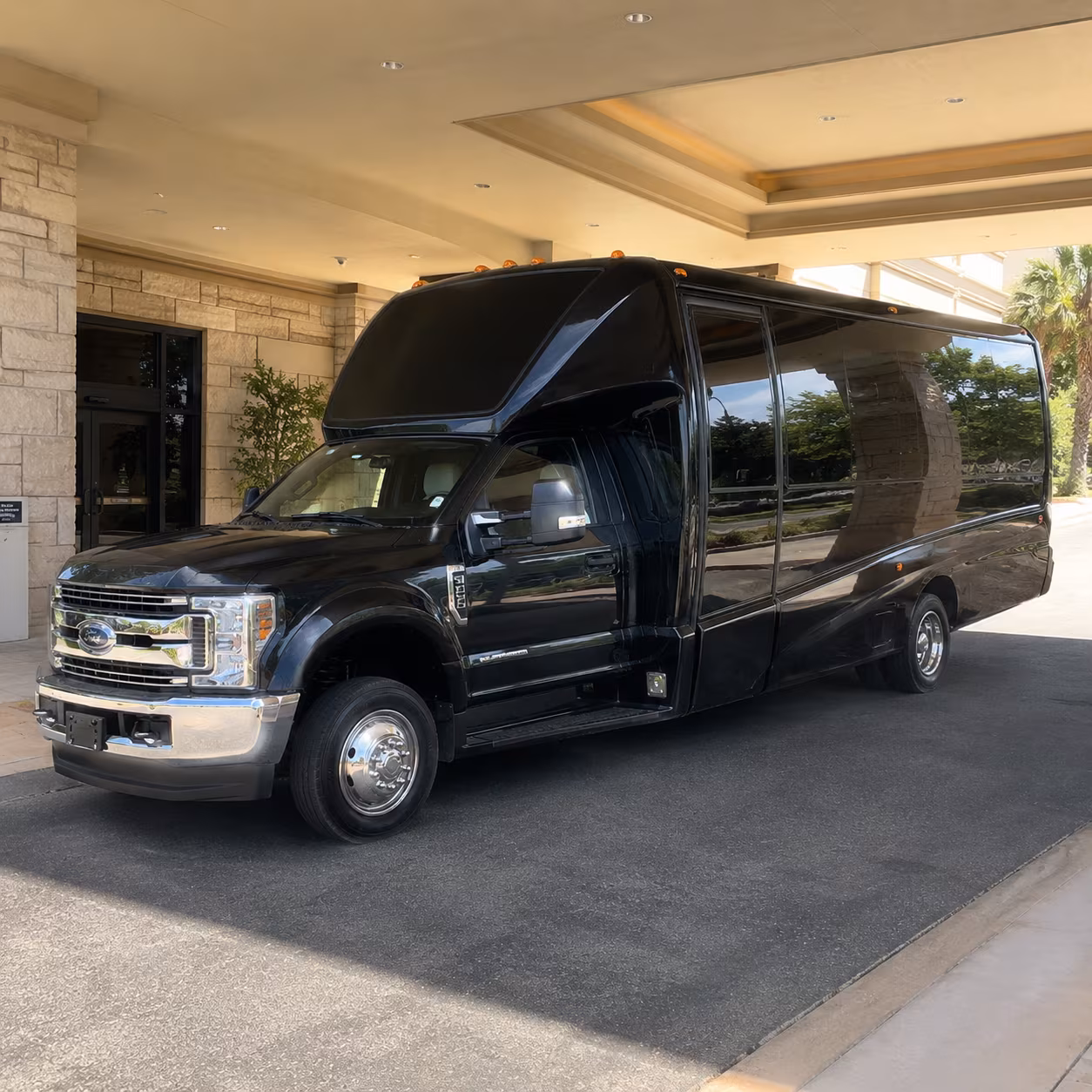 Boulder Homecoming & Prom Party Bus Rentals