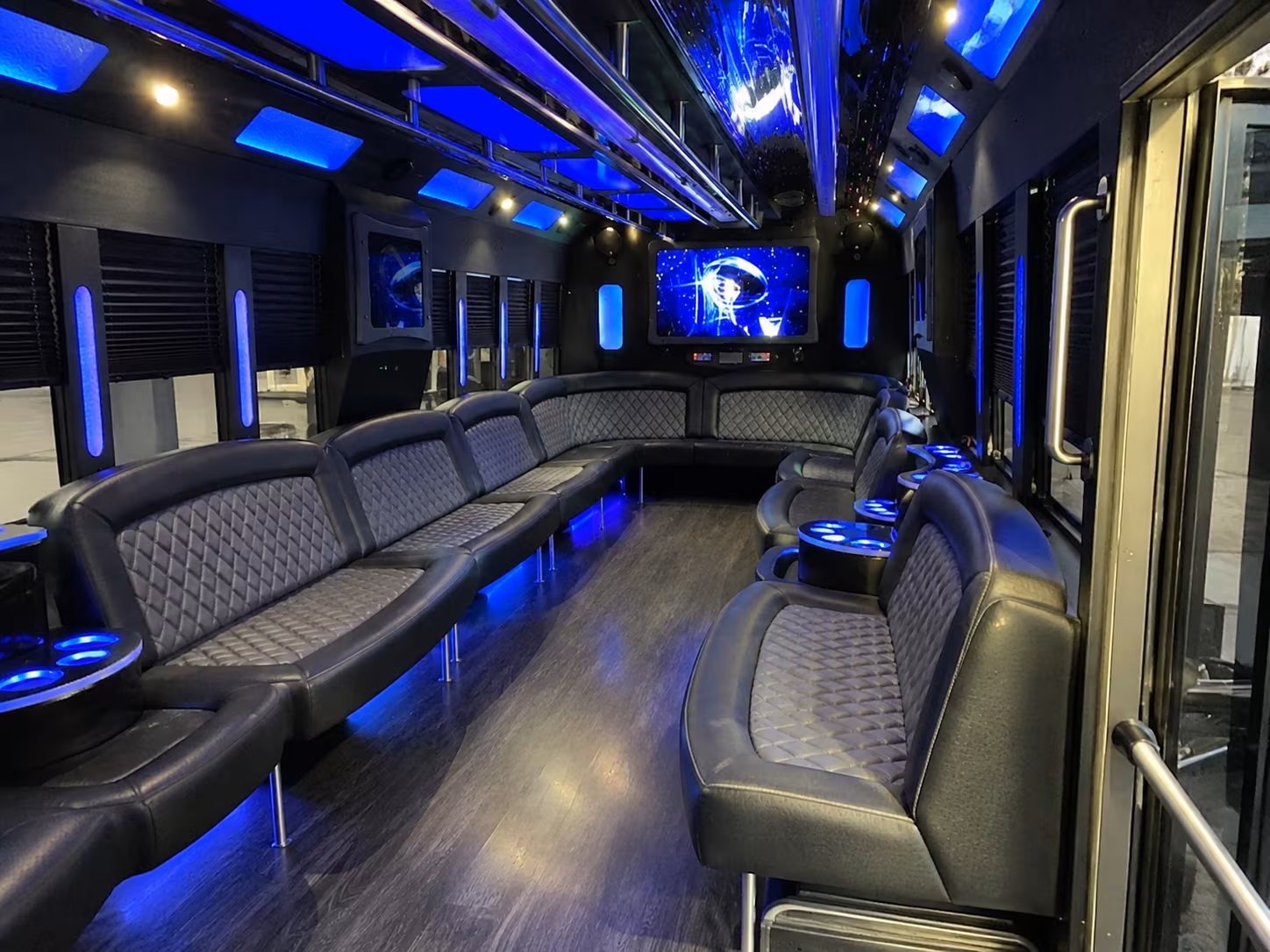 Lakewood Winery Tour & Pub Crawl Transportation